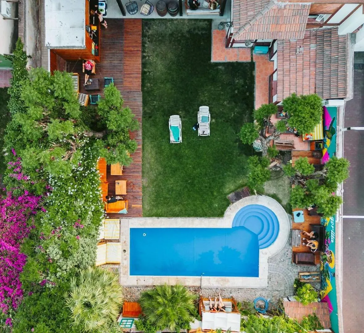 Gorilla Hostel Mendoza