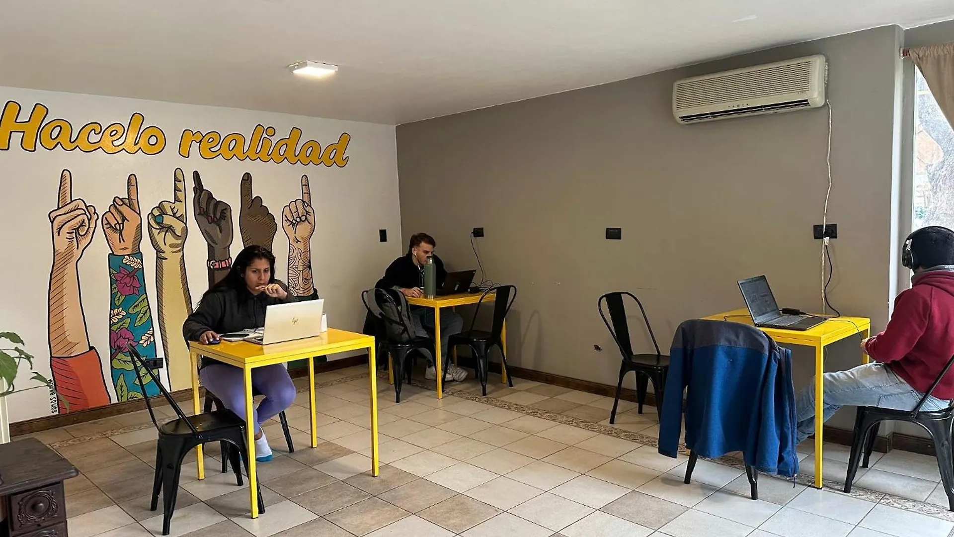 Gorilla Hostel Mendoza