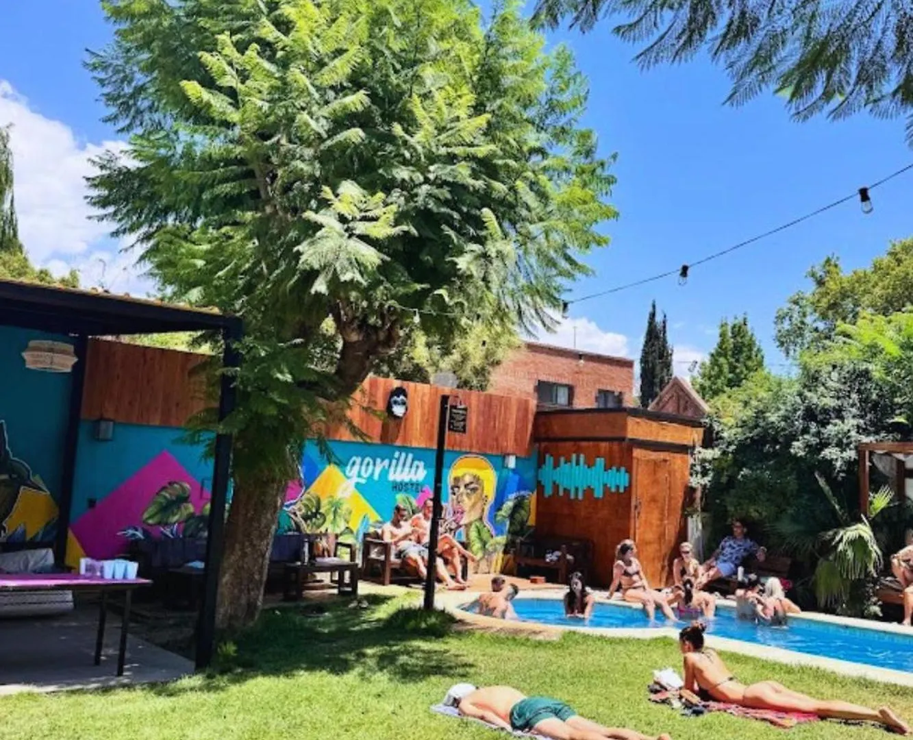 Gorilla Hostel Mendoza Argentinien